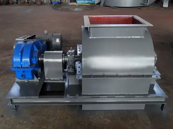 ماكينة تفتيت كتل السماد الصلبة والمتماسكة