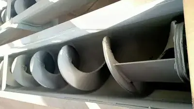 ناقل لولبي